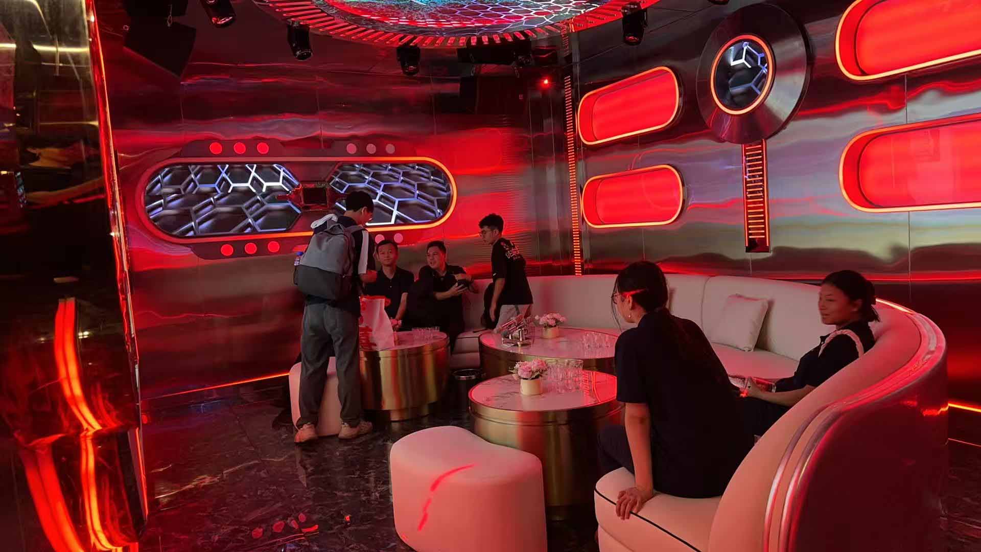 久信達科技公司員工齊聚光明區(qū)蠄蜍石，開啟活力爬山之旅暨團建活動(圖6)